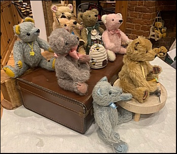 Clive with the new Teddies at the end of the Workshop Clive with the new Teddies at the end of the Workshop